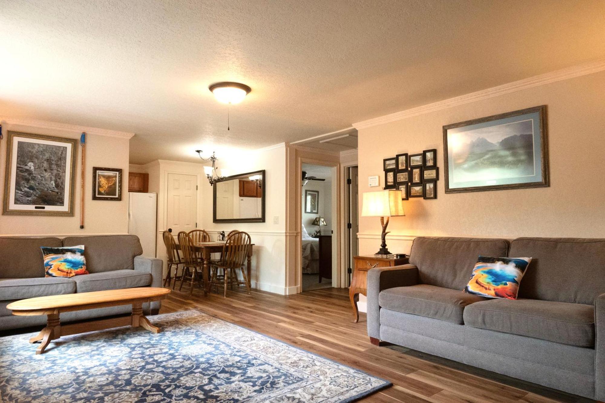 Yellowstone Gateway Inn Gardiner Dış mekan fotoğraf