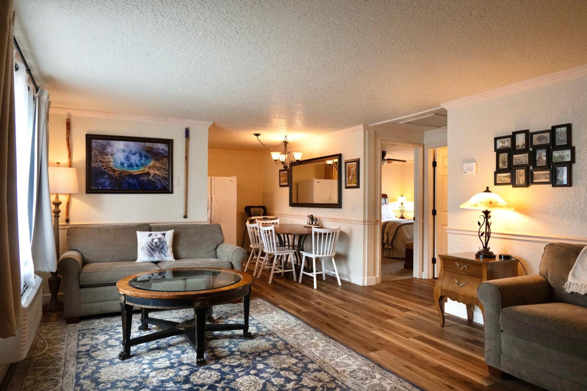 Yellowstone Gateway Inn Gardiner Dış mekan fotoğraf
