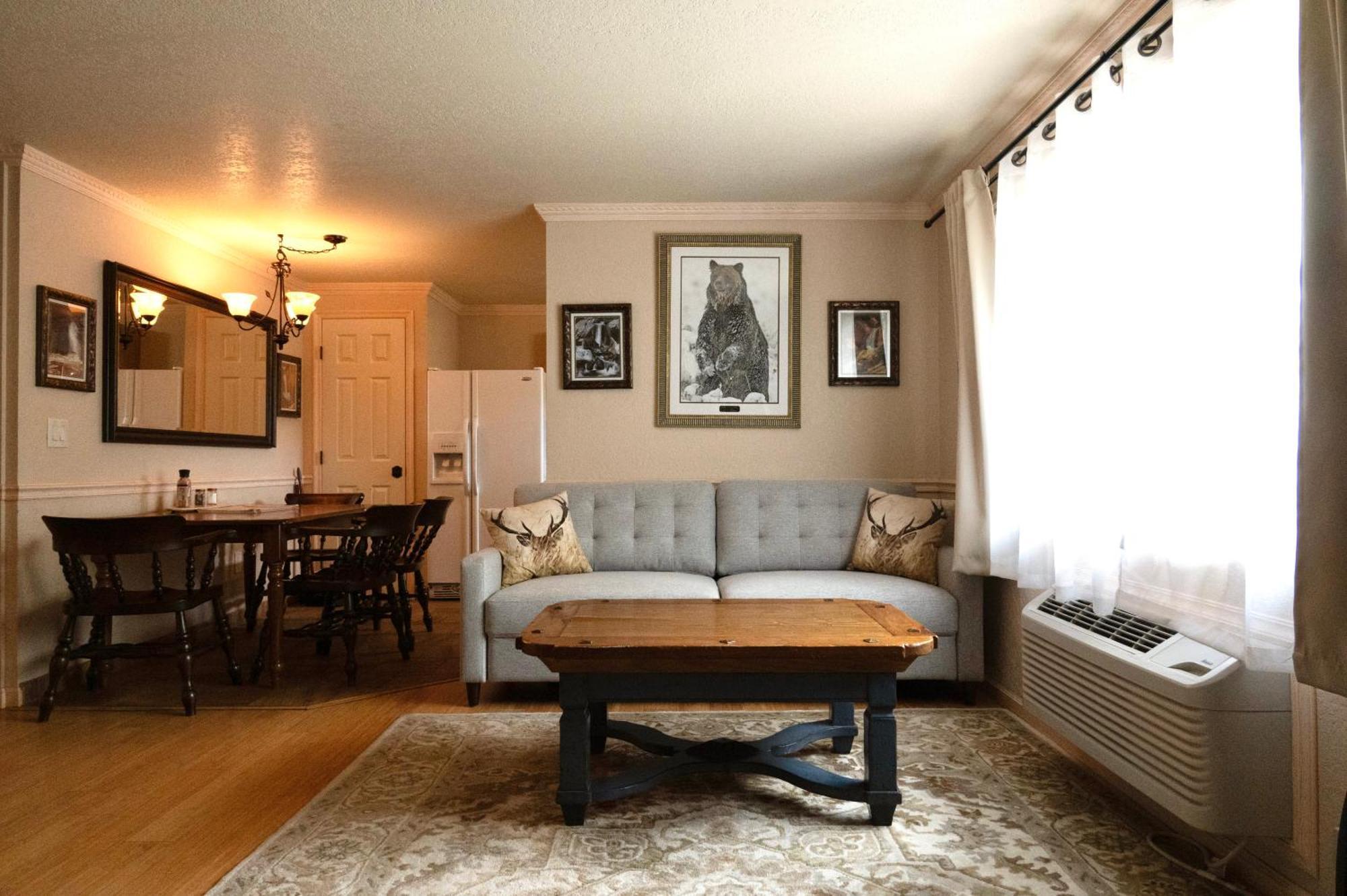 Yellowstone Gateway Inn Gardiner Dış mekan fotoğraf