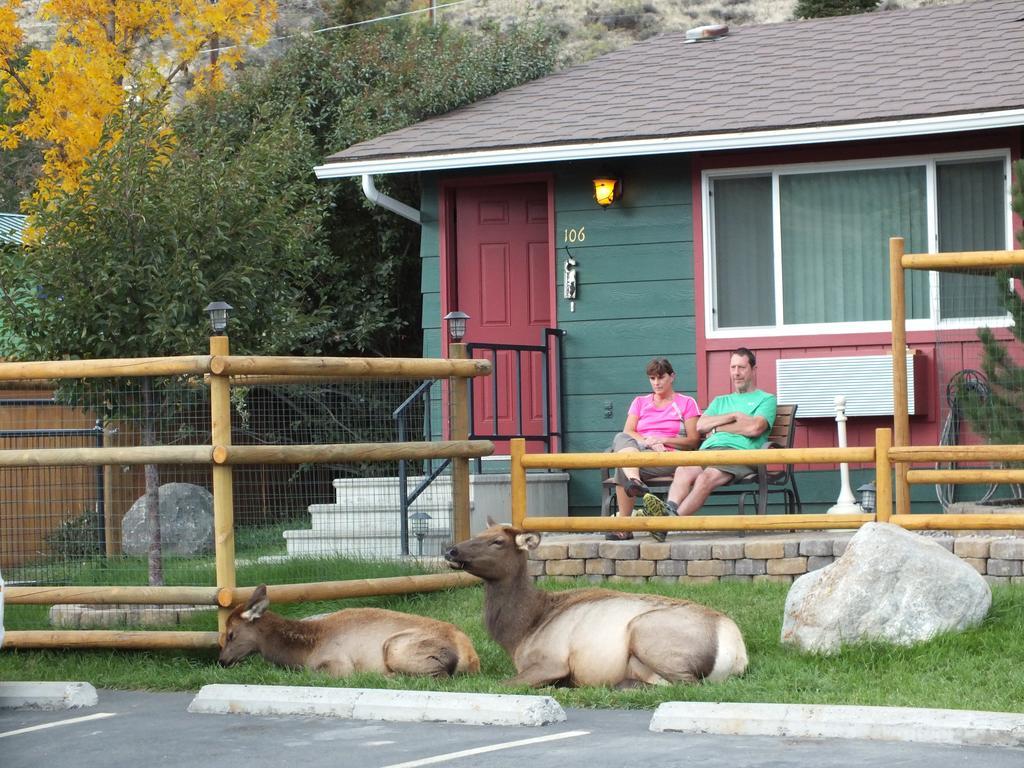 Yellowstone Gateway Inn Gardiner Dış mekan fotoğraf